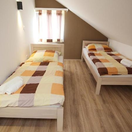 Apartments Rooms Paromlin Centar Загреб Екстериор снимка