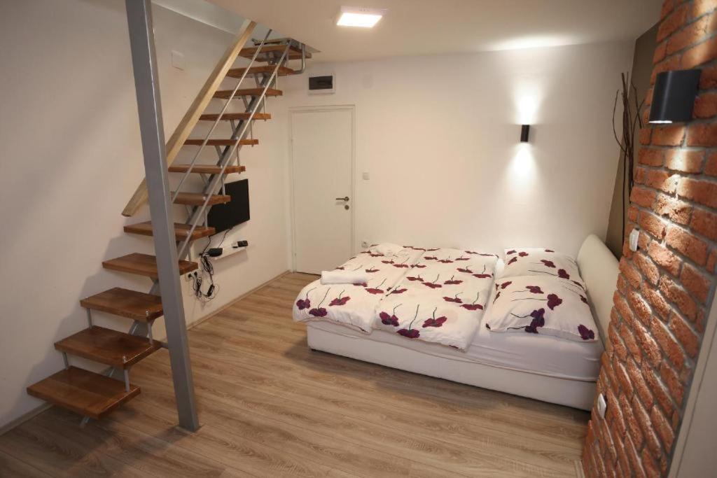 Apartments Rooms Paromlin Centar Загреб Екстериор снимка